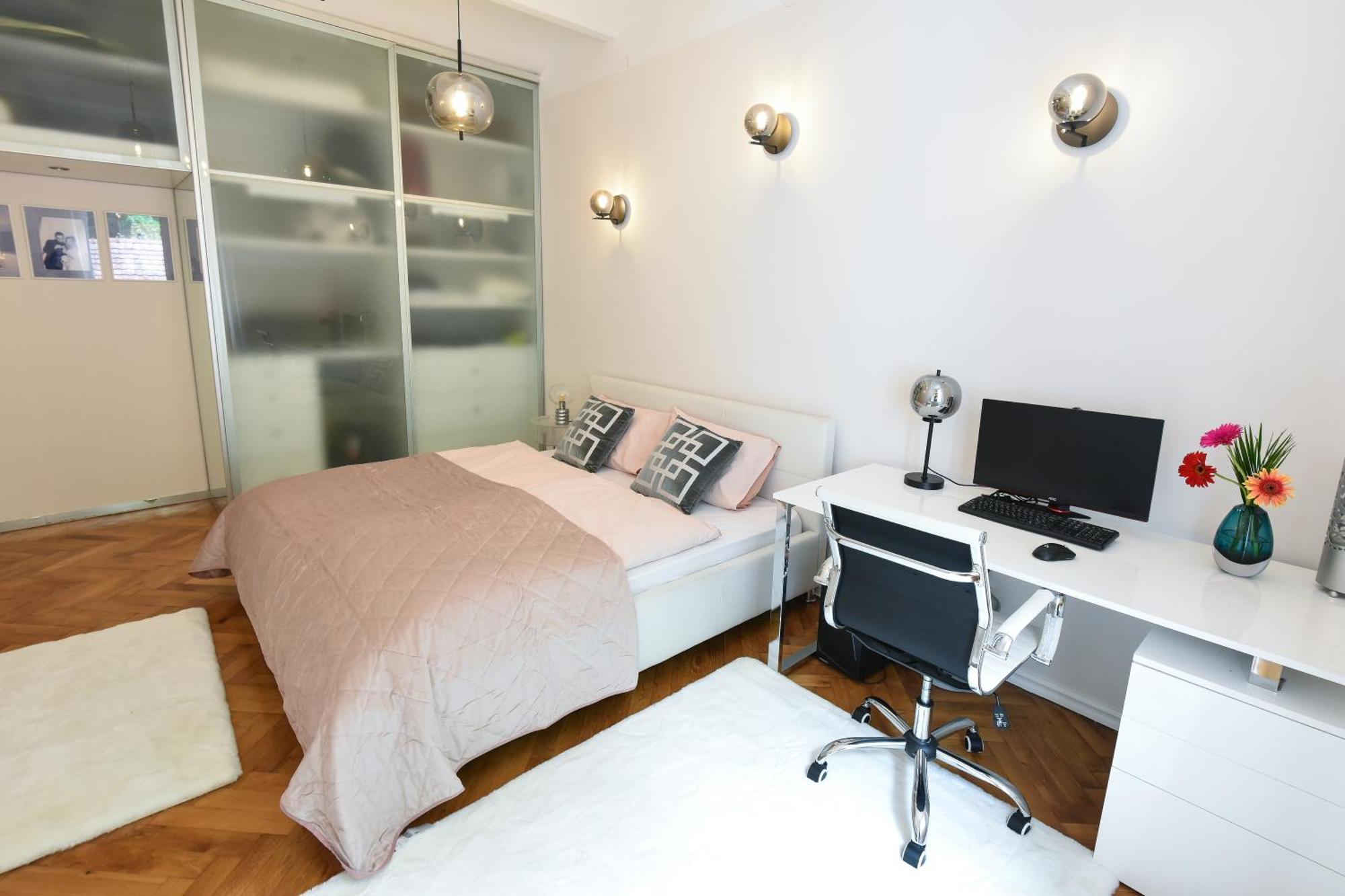 Neoclassical Luxury Apartment Ljubljana Exterior photo